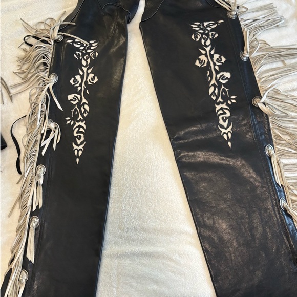 Black/Cream Fringe Rare Leather Jacket and Chaps. Excellent condition. Sz Medium - Picture 6 of 16